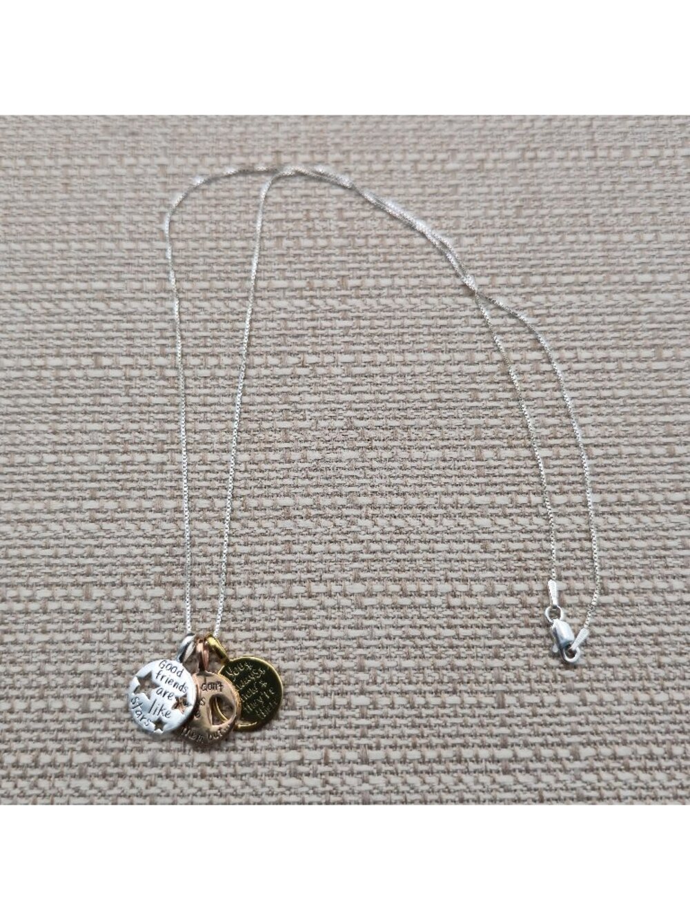 18 Inch Sterling Silver Good Friends Are Like Stars Charm Necklace A7745